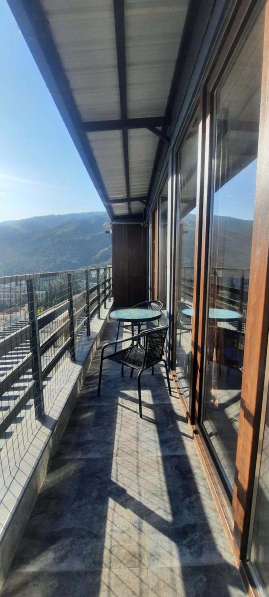 City Mountain View Тбилиси Экстерьер фото